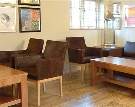 Hotel At Bristol 3*