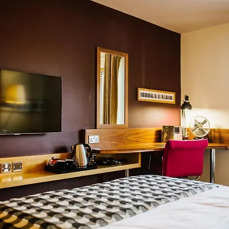 Hotel At Bristol